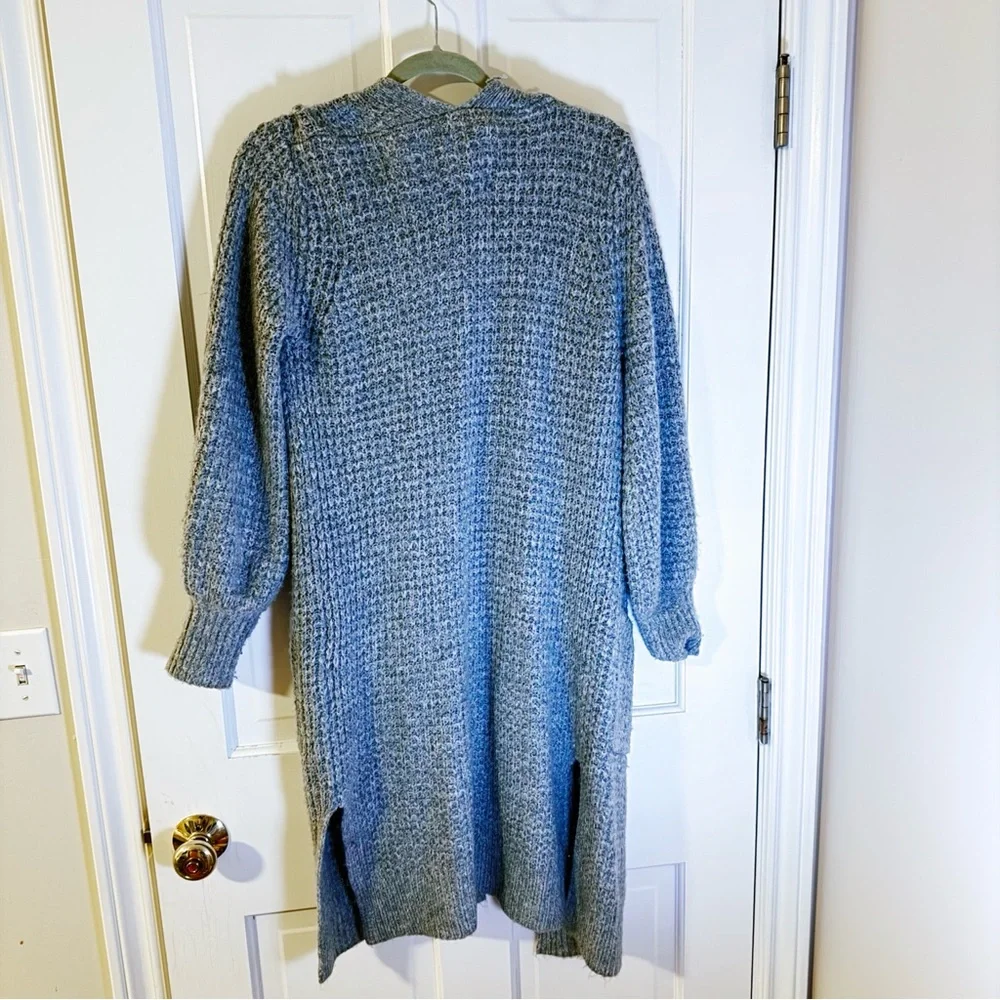 Abercrombie & Fitch Gray Knit Cardigan - Picture 3 of 3